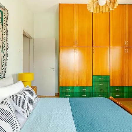 4br Newly Renovated Retreat Tranquil Coastal Haven