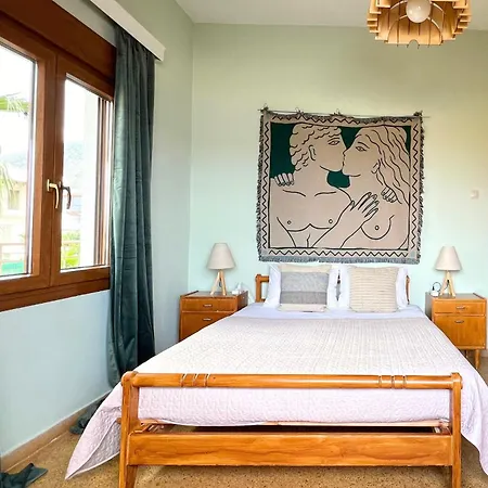 4br Newly Renovated Retreat Tranquil Coastal Haven *