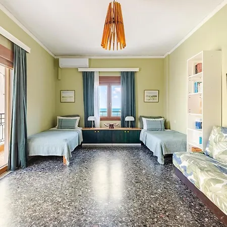 4br Newly Renovated Retreat Tranquil Coastal Haven Διαμέρισμα *