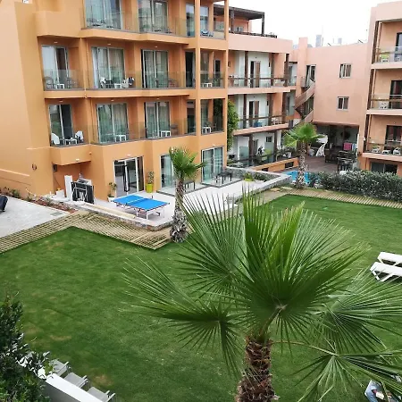 4br Newly Renovated Retreat Tranquil Coastal Haven Διαμέρισμα Χερσόνησος