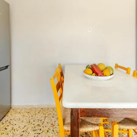 4br Newly Renovated Retreat Tranquil Coastal Haven