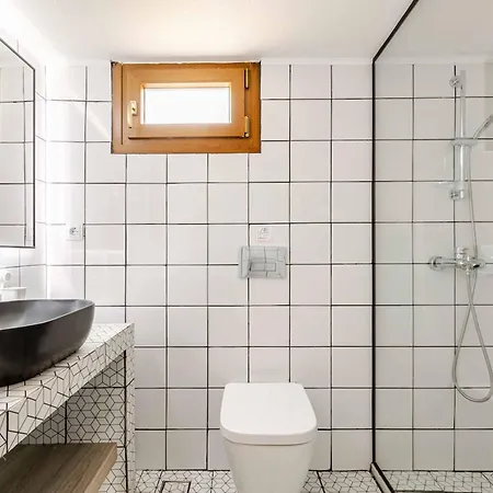 4br Newly Renovated Retreat Tranquil Coastal Haven Херсониссос