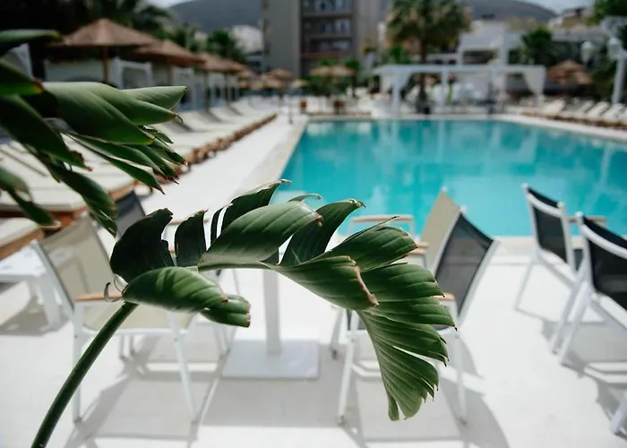 4br Newly Renovated Retreat Tranquil Coastal Haven Hersónissos