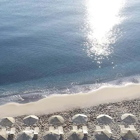 Apartmán 4Br Newly Renovated Retreat Tranquil Coastal Haven *